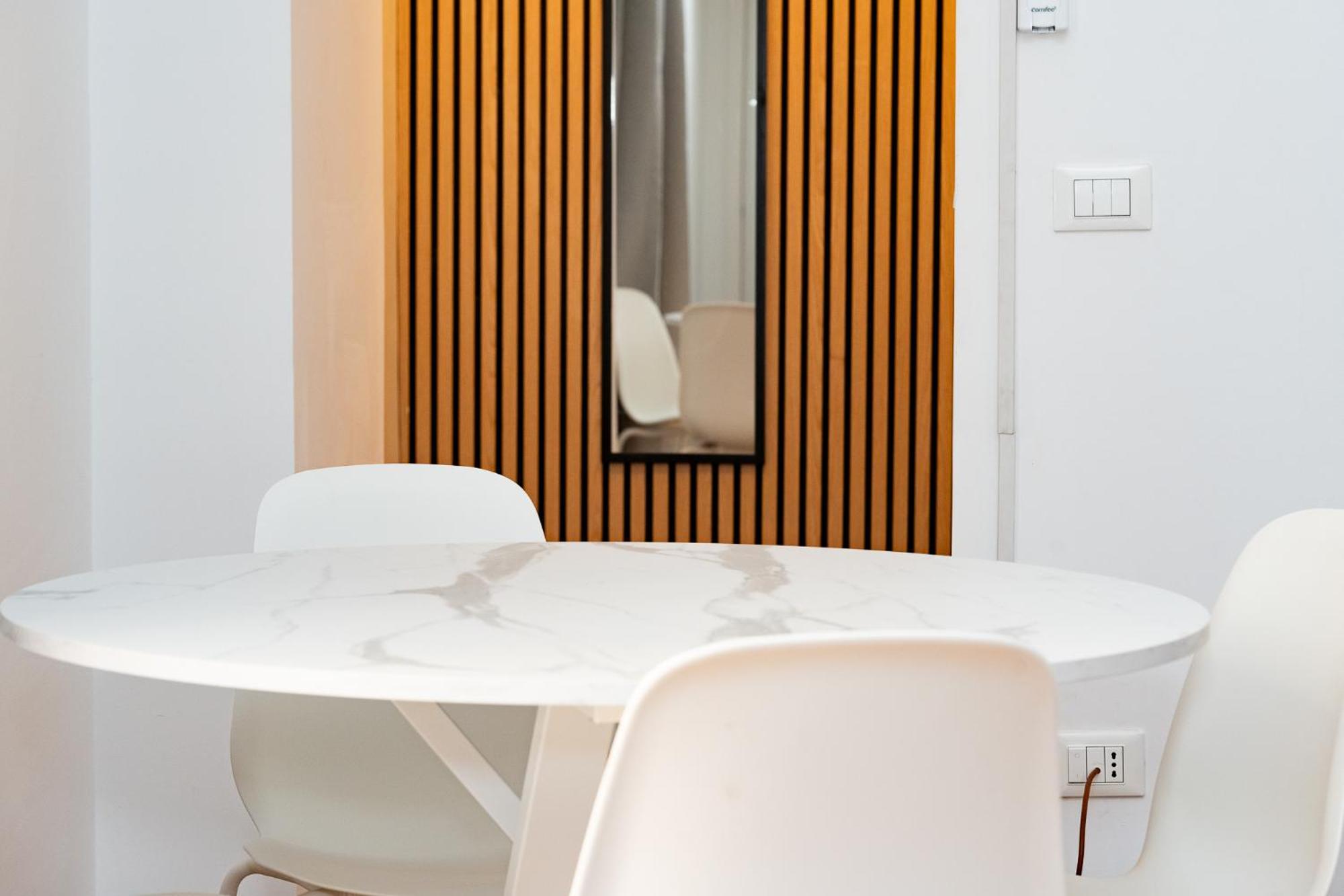 Home Smart Rent Appartamento Nei Pressi Di Via Toledo 2 Camere Da Letto Napoli Dış mekan fotoğraf